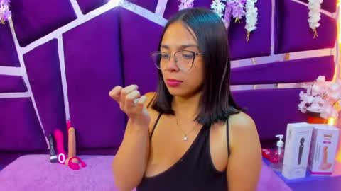 Snapshot of valerysweety__ chatting on 07.15.26 ValerySweety online show from 07.15.26