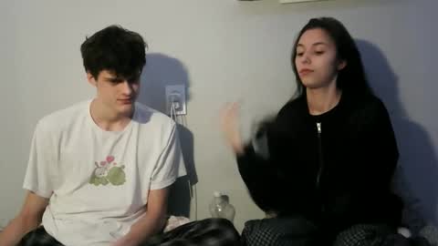 valesios online show from 12.20.25