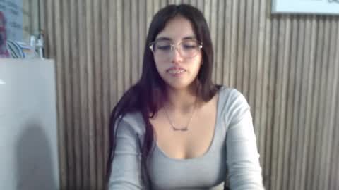 Snapshot of valk_diaz chatting on 04.30.26 Valk online show from 04.30.26