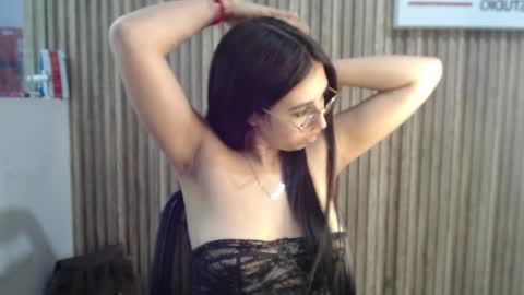 Snapshot of valk_diaz chatting on 05.07.26 Valk online show from 05.07.26