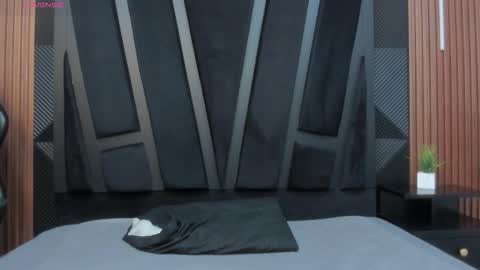 VALKA ROSS online show from 10.30.25