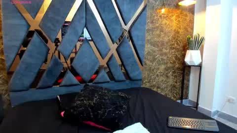 VALKA ROSS online show from 11.29.25