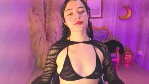 Snapshot of valkiria_ardent_s chatting on 11.22.25 Valkiria online show from 11.22.25