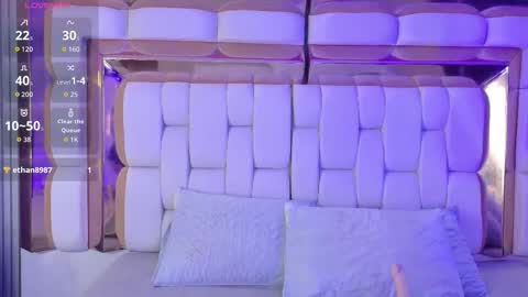 Valkiria moore  online show from 01.12.26