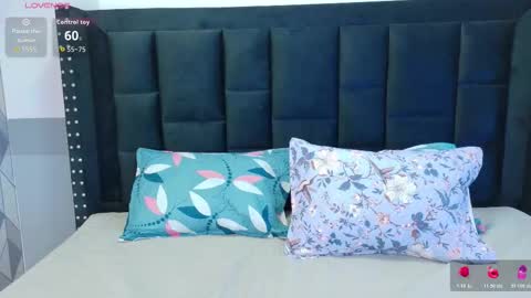 Valkiria moore  online show from 03.28.26