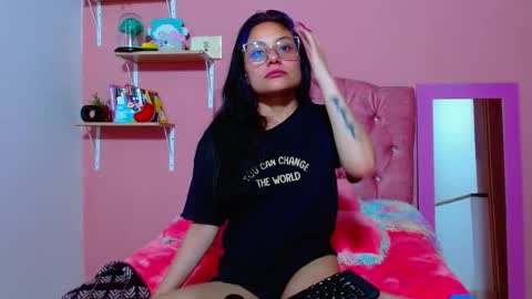 valkiry_ online show from 12.17.25