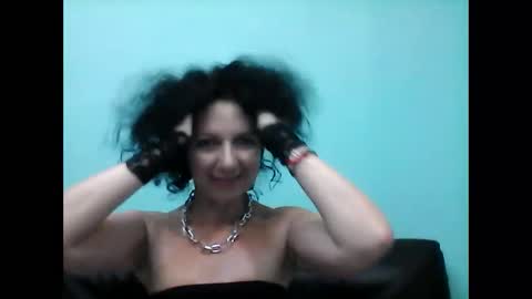 Snapshot of valleriwind chatting on 02.24.25 ValleriWind online show from 02.24.25