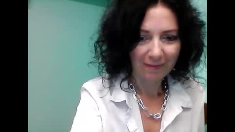 Snapshot of valleriwind chatting on 03.06.25 ValleriWind online show from 03.06.25