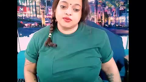 Snapshot of valleyval chatting on 01.06.25 indianvalvet priya is back online show from 01.06.25