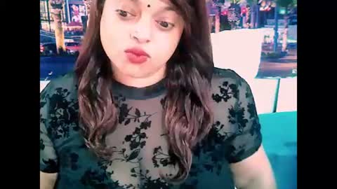 Snapshot of valleyval chatting on 02.07.25 indianvalvet priya is back online show from 02.07.25