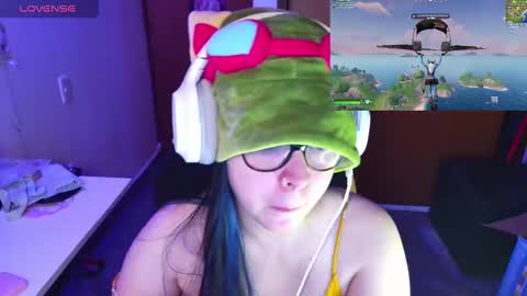 Im Violet online show from 12.29.24