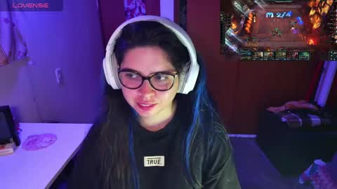 Im Violet online show from 01.08.25