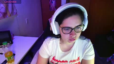 Im Violet online show from 01.14.25