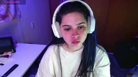 Im Violet online show from 01.14.25