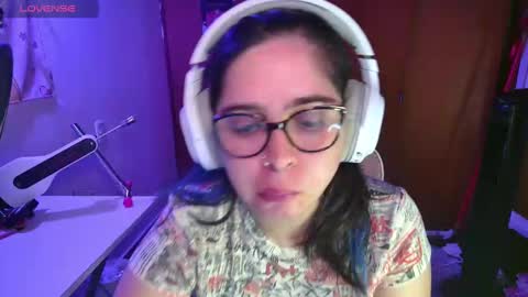 Im Violet online show from 02.24.25