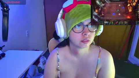 Im Violet online show from 03.12.25