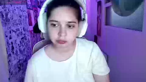 Im Violet online show from 03.12.26