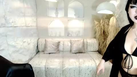 vampkitty_r online show from 02.12.26