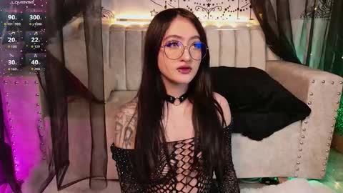 Follow me in me ONLYFANS Giselxox online show from 10.19.25