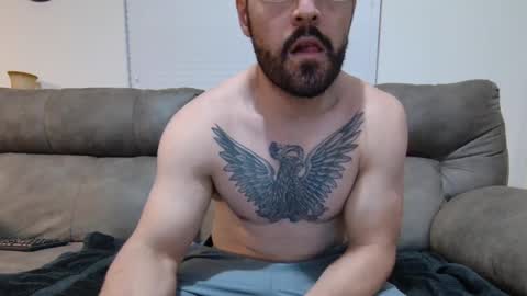 Snapshot of vampz888 chatting on 04.27.26 HUNG LATINO 888 bigcock fit athletic latino online show from 04.27.26