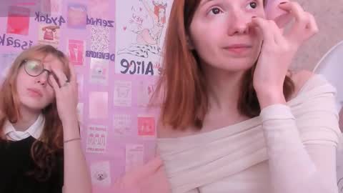 Alice  Vanessa online show from 11.14.25