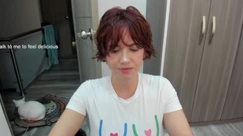 Snapshot of vanandjuani chatting on 03.07.25 vanessa online show from 03.07.25