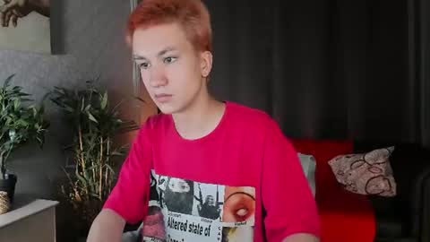 Snapshot of vance_stark chatting on 06.12.26 VANCE online show from 06.12.26