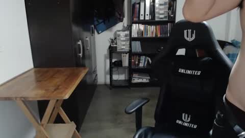 Snapshot of vancoserx111 chatting on 01.15.25 vancoserx111 online show from 01.15.25