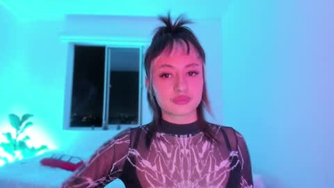 Snapshot of vandalovee chatting on 04.27.26 Babi Alu online show from 04.27.26