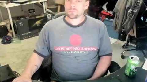 Snapshot of vandonh chatting on 05.31.26 vandonh online show from 05.31.26
