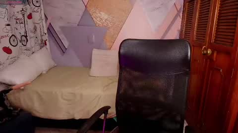 Snapshot of vane_latin18 chatting on 05.06.26 vane_latin18 online show from 05.06.26