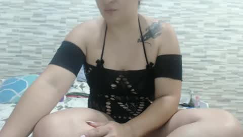 Snapshot of vanedulce chatting on 09.27.25 vanedulce online show from 09.27.25