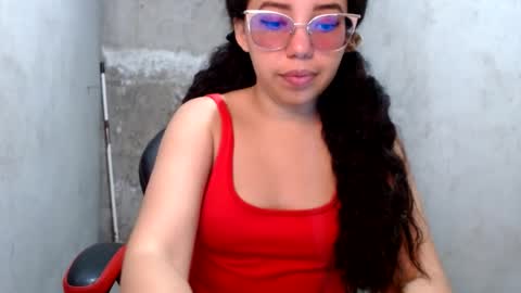 Snapshot of vanellopeschweetz chatting on 07.26.26 vanellopeschweetz online show from 07.26.26