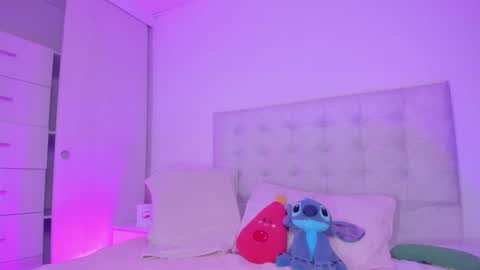 Vane  online show from 03.04.26