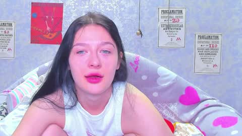 Snapshot of vanessa_florence chatting on 12.11.24 RUSSIAN BARBIE BABE online show from 12.11.24
