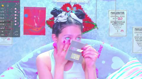 Snapshot of vanessa_florence chatting on 01.05.25 RUSSIAN BARBIE BABE online show from 01.05.25