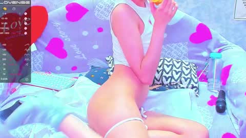 Snapshot of vanessa_florence chatting on 02.23.25 RUSSIAN BARBIE BABE online show from 02.23.25