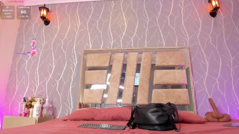 Snapshot of vanessa_guzman1 chatting on 04.02.26 online show from 04.02.26