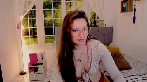 Snapshot of vanessa_udream chatting on 06.17.26 Vanessa online show from 06.17.26