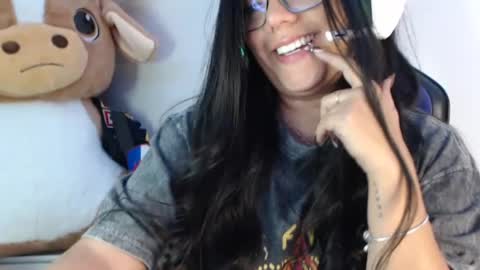 Snapshot of vanessa_wead chatting on 07.20.26 Vane Wead online show from 07.20.26