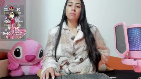 Snapshot of vanessaadol chatting on 01.08.25 vanessaadol online show from 01.08.25