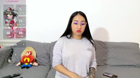 vanessaadol online show from 04.13.26