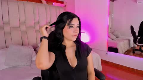 vanessaduval online show from 11.09.25