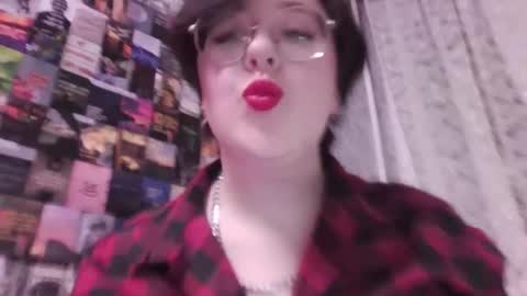 vanessashadow online show from 09.26.25