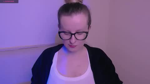 Mia online show from 11.07.25