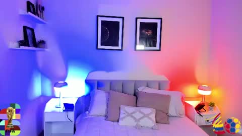 Snapshot of vanillafairy_ chatting on 06.23.26 vanillafairy_ online show from 06.23.26