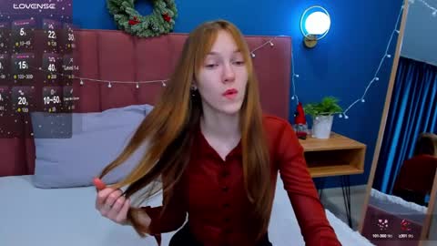 Snapshot of vanillakelly chatting on 12.28.24 Sofia online show from 12.28.24