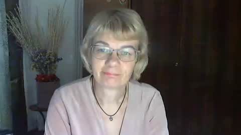 Snapshot of vanillaxcreamy chatting on 12.30.24 Vanillaxcreamy online show from 12.30.24