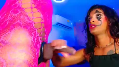 vannesa01 online show from 10.30.25