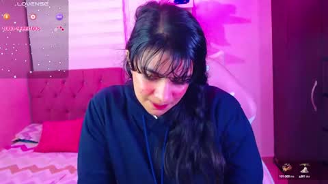 Vanesa online show from 01.05.25